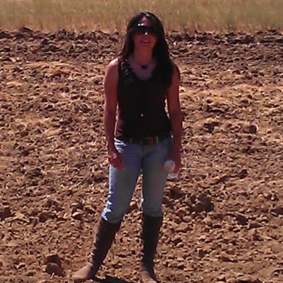 Meet your Posher, Tracy - Picture 3 of 5